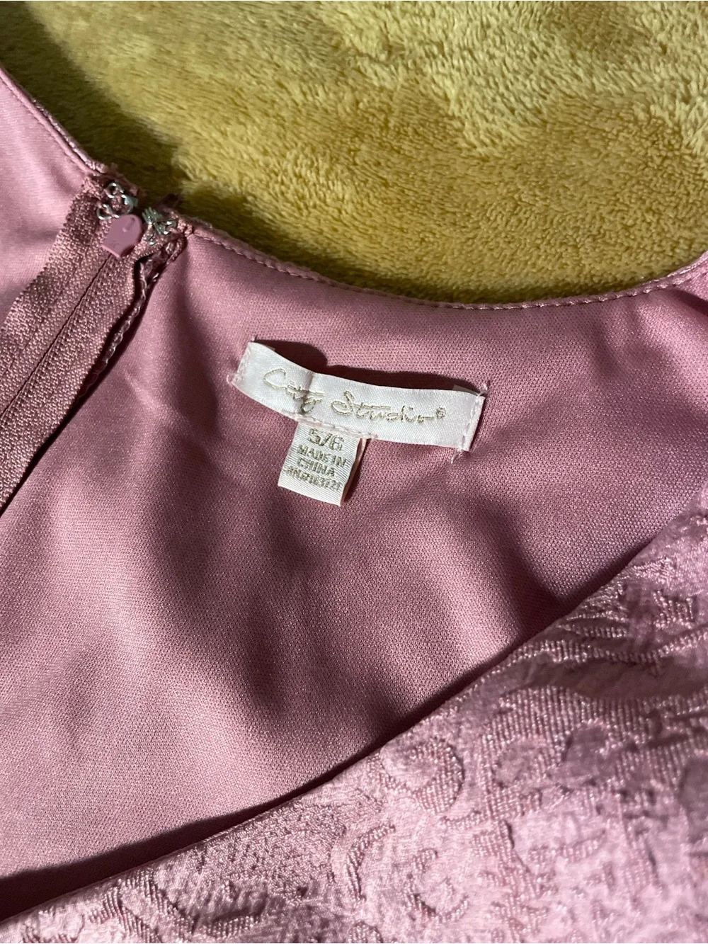 City Studio Pink Textured Puff‑Sleeve Dress NWT